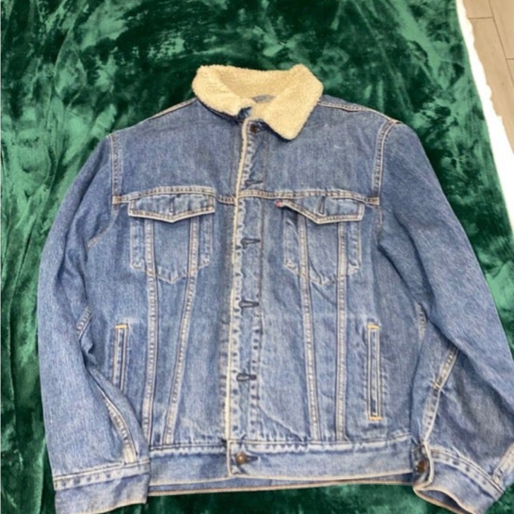 Men’s levi’s jacket